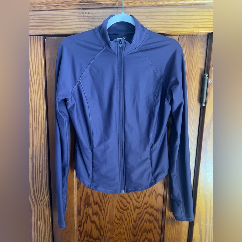 Old Navy Women’s Size M - Purple Full-Zip Powersoft Jacket